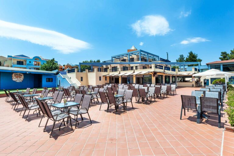 Atrium Hotel Halkidiki — снимка 2, Касандра