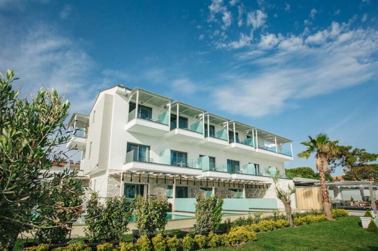 Blue Carpet Luxury Suites Halkidiki — снимка 2, Kassandra