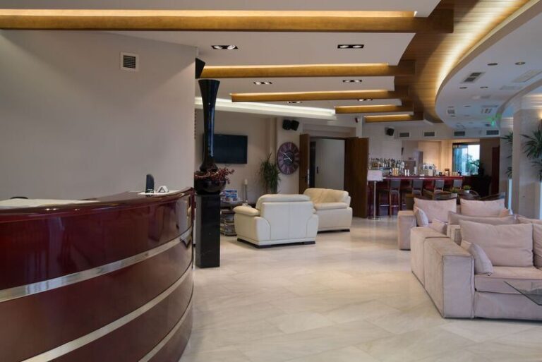 Cosmopolitan Hotel — снимка 2, Олимпийска ривиера