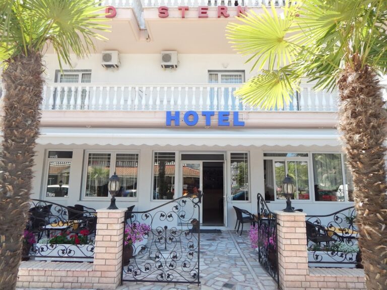 Gold Stern Hotel — снимка 2, Pieria