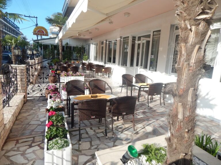 Gold Stern Hotel — снимка 5, Pieria