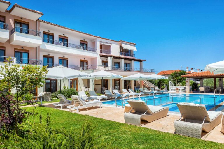 Hesperides Hotel — снимка 2, Halkidiki