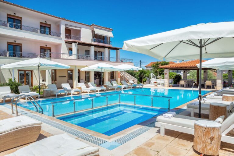 Hesperides Hotel — снимка 3, Halkidiki