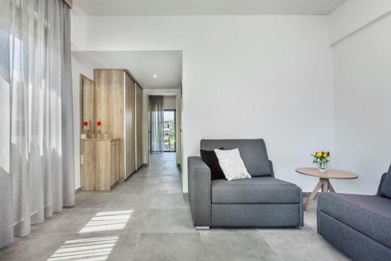Iris Hotel — снимка 4, Halkidiki