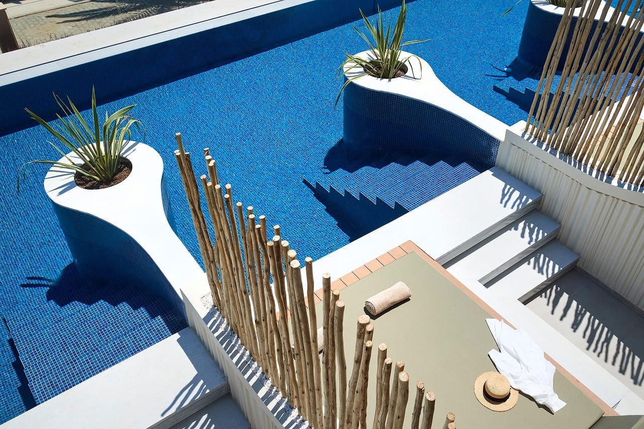 Junior Suite with Sharing Pool Sea View