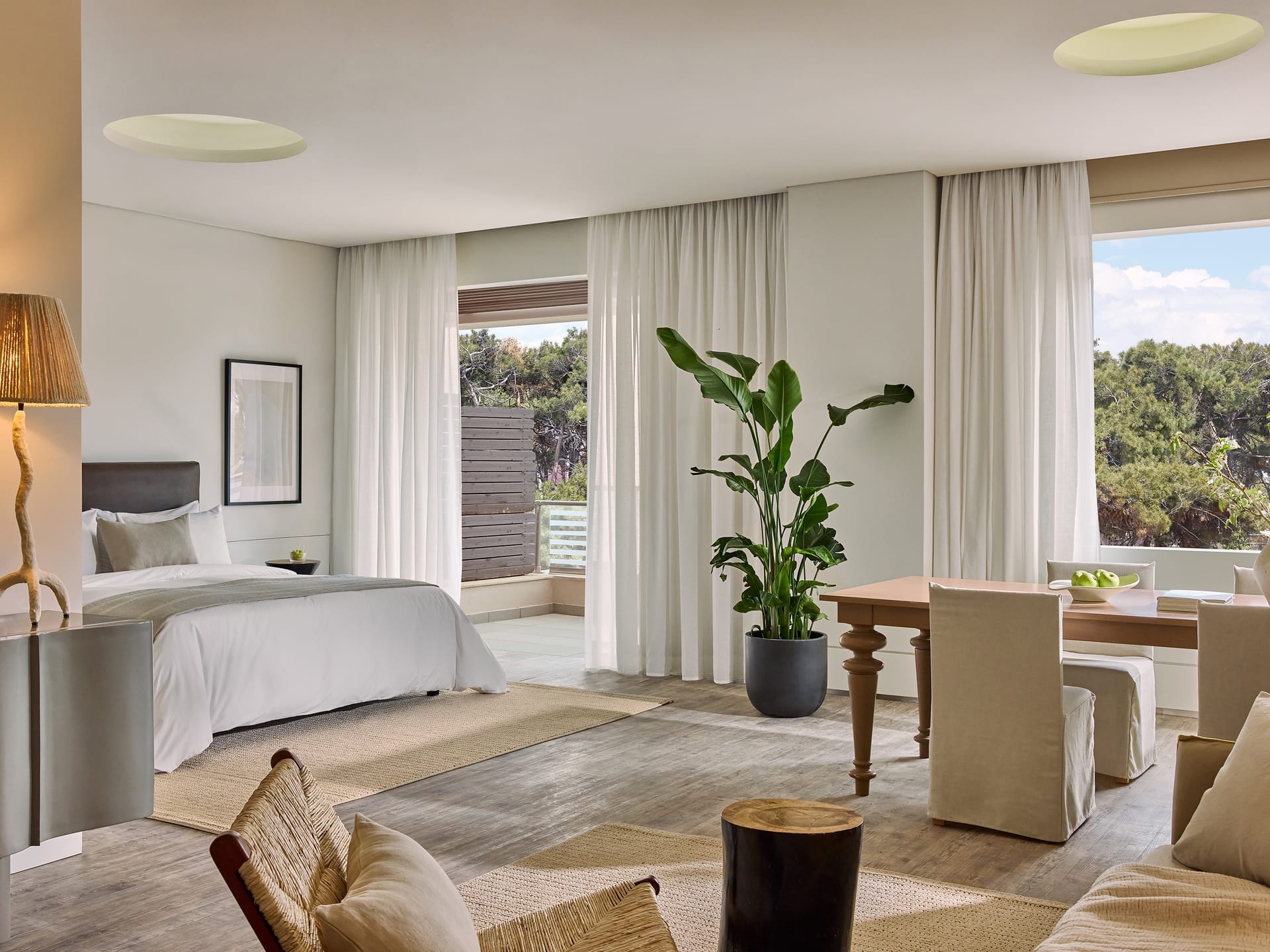 Deluxe Suites