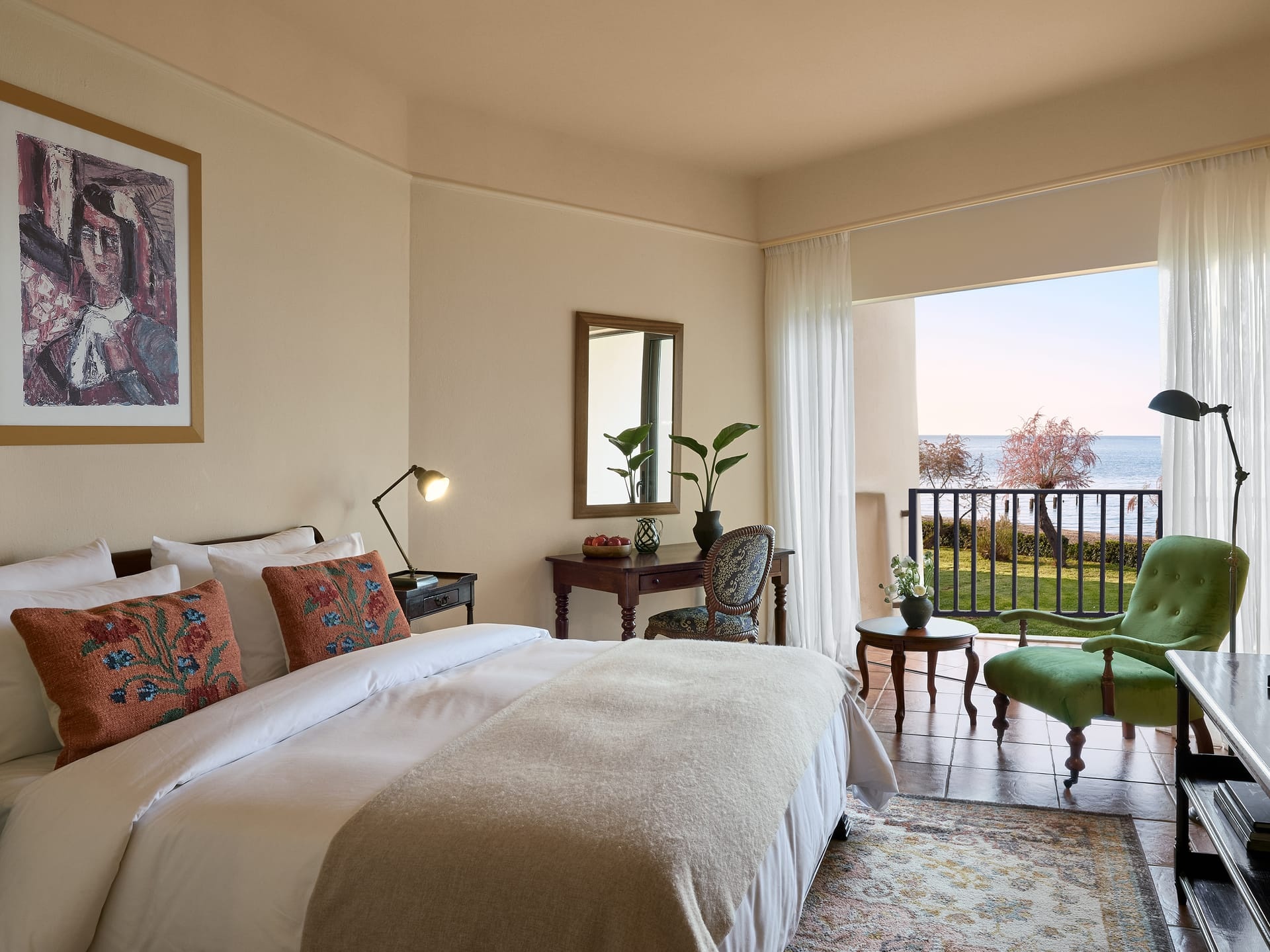 Egnatia Deluxe Guestroom Private Balcony