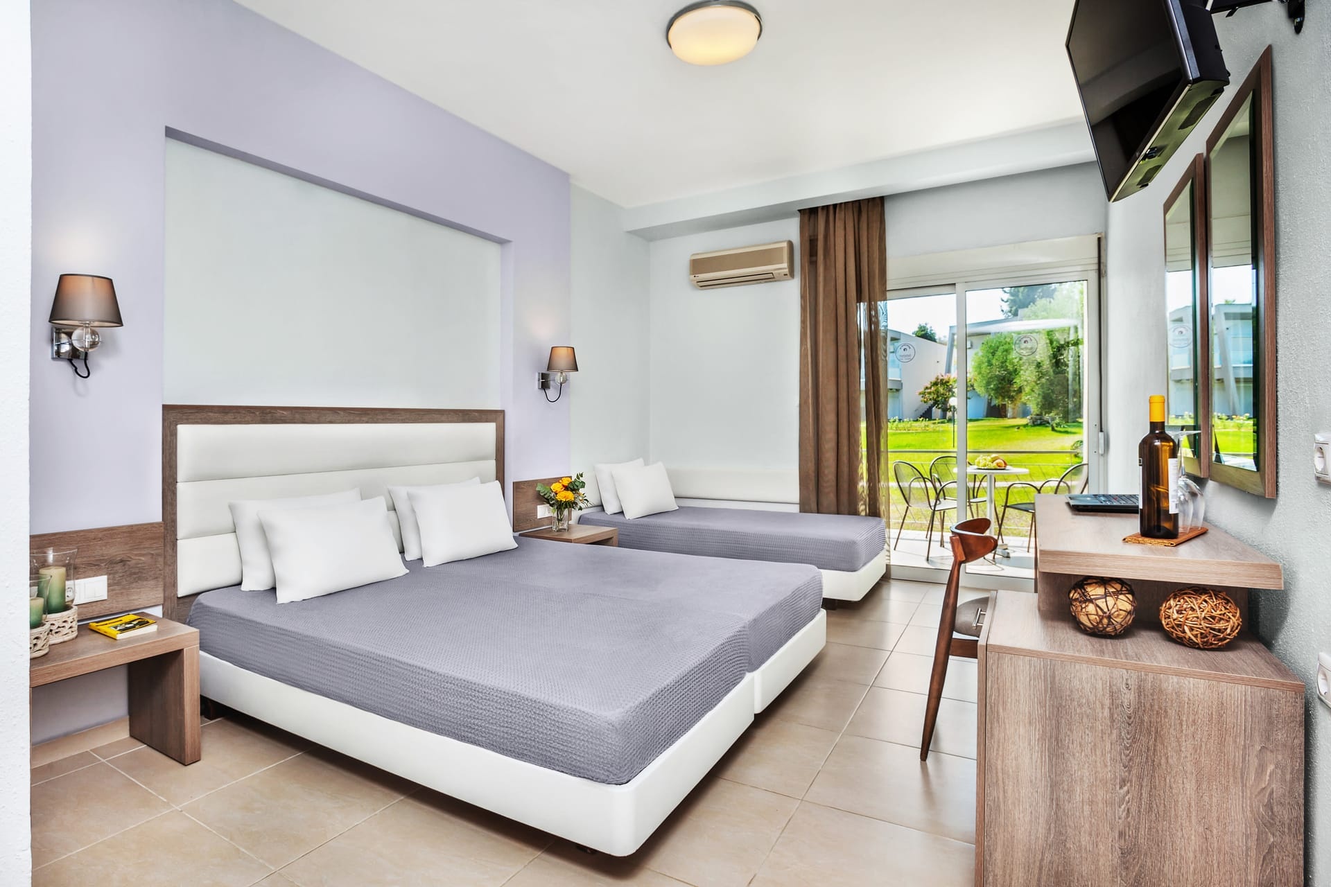 Triple Comfort Room