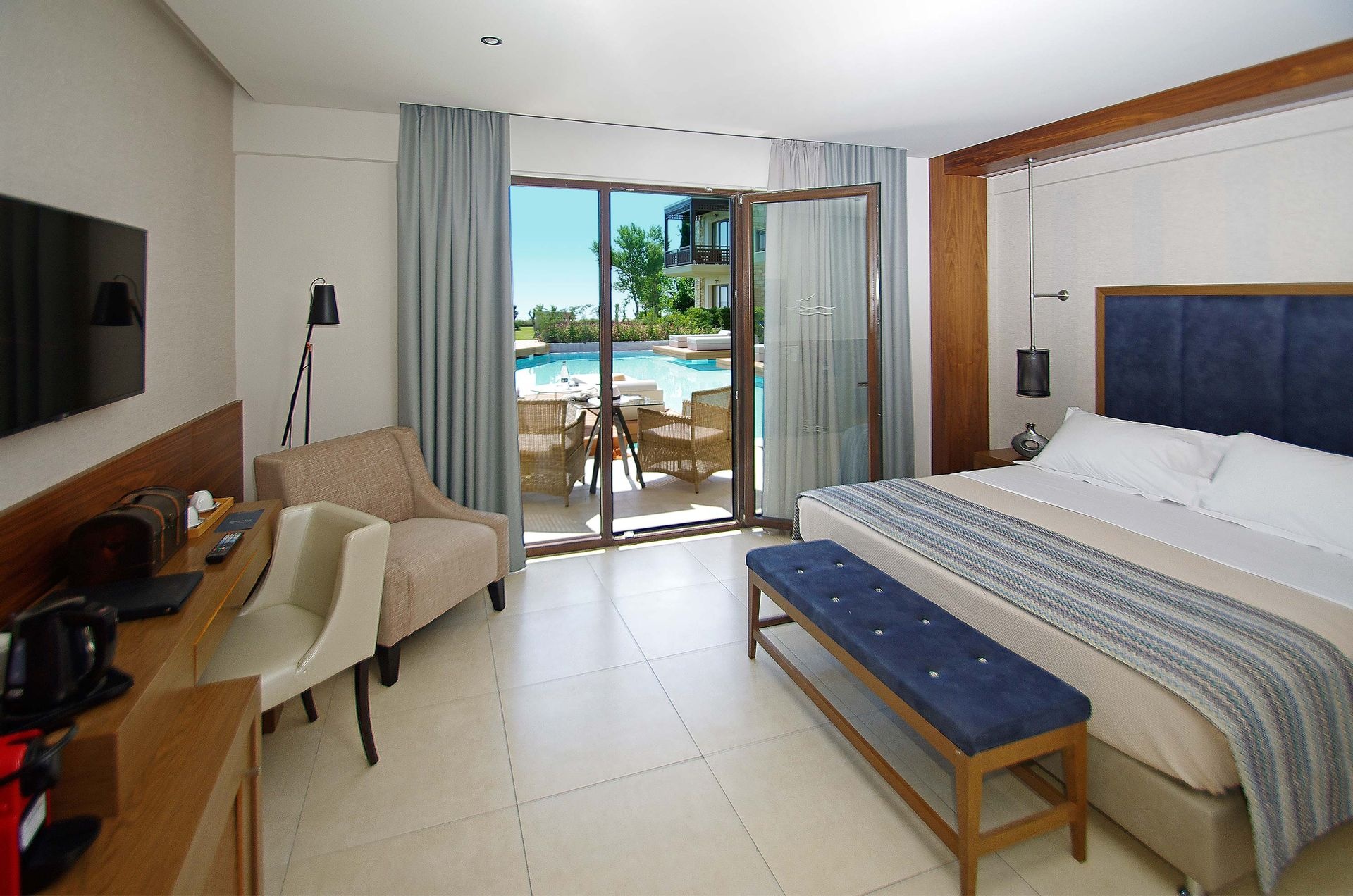 Executive Double Room - Swim Up