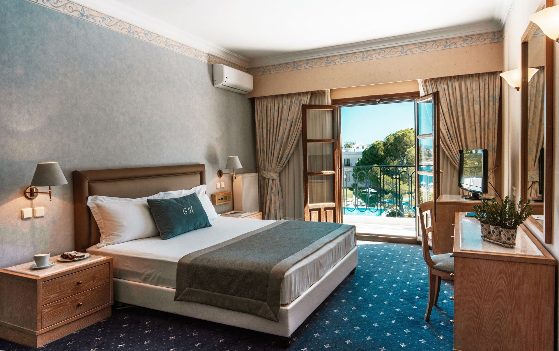 Executive Suite